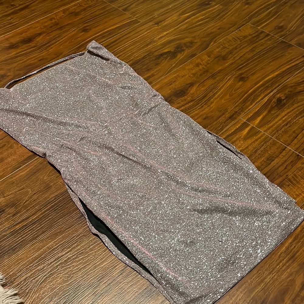 Size M Glitter Pink Classy backless dress